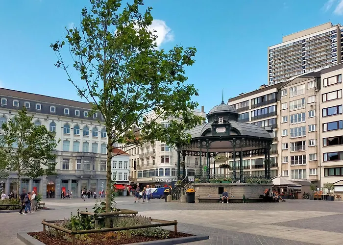 Apartment 2 Bedroom Cozy In